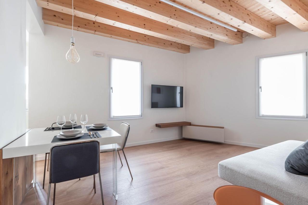Palazzo '900 Design Flats - Il Poeta Apartman Padova Kültér fotó